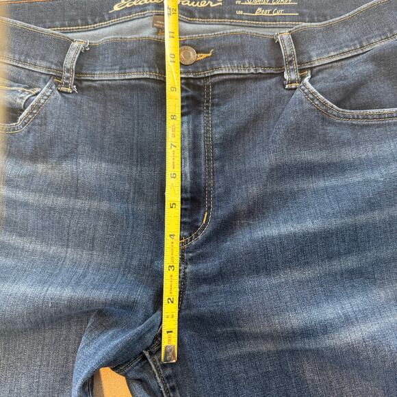 Eddie Bauer Women's Slightly Curvy Boot Cut Med Wash SZ 18 Western Plus Size - Picture 6 of 8